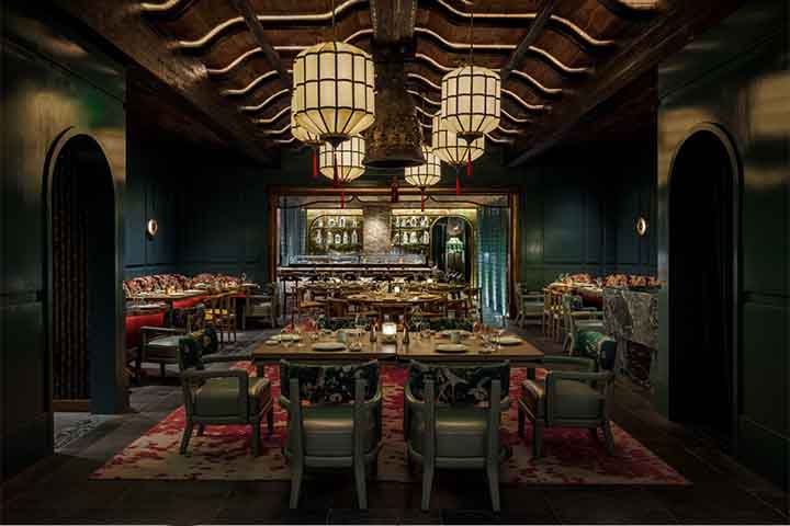 Japón (Miami, Estados Unidos) – Restaurante japonês contemporâneo, com sushi de alta qualidade e um ambiente acolhedor à beira-mar.