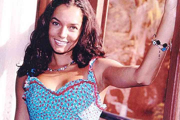 Em 2001, se destacou como Maria do Socorro, a Socorrinho, na novela “Porto dos Milagres”, e atuou em “Chocolate com Pimenta”, exibida em 2003. Depois, saiu da emissora. 
