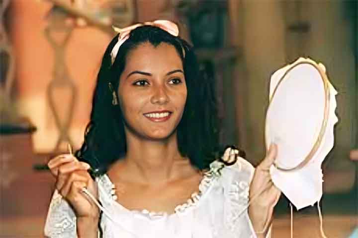 Em seguida, integrou produções da emissora como “História de Amor”, “A Indomada”, “Por Amor”, “Malhação”, “Corpo Dourado” e “Você Decide”. 
