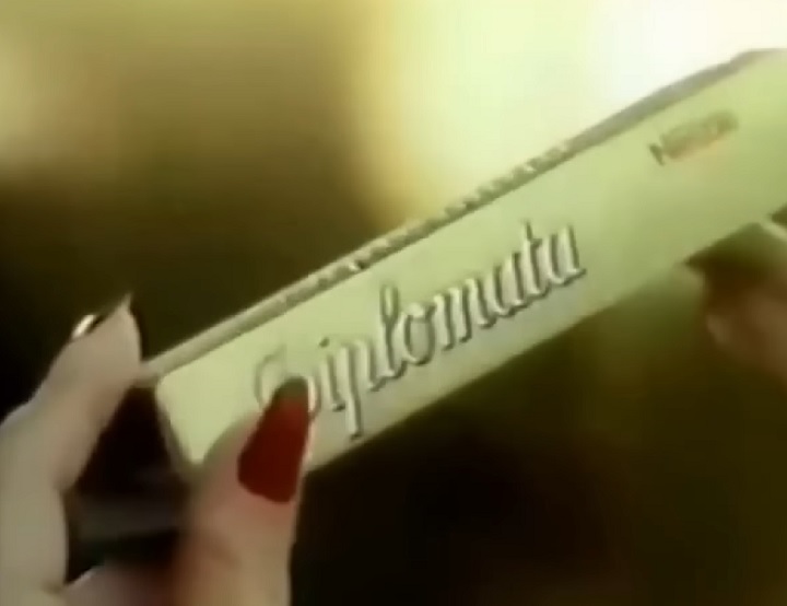 Bombom Diplomata, da Nestlé: Com recheio de mel e castanha de caju, esse chocolate fez muito sucesso nos anos 90. 