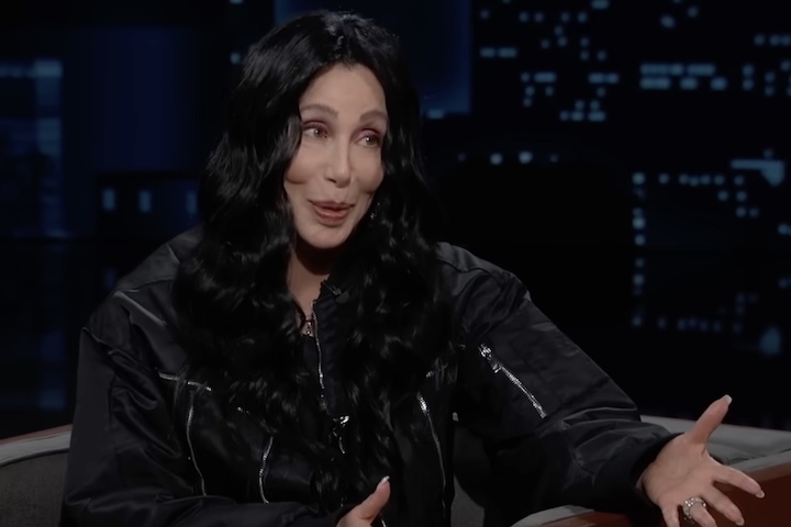 Segundo a cantora, o produtor musical também não encara a idade como um problema: “Ele diz: ‘Você fica mais velha, mas seu espírito é jovem’”.   