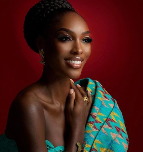 Olivia se justificou dizendo que quer se manter fiel aos seus valores de respeito, dignidade, excelência e oportunidades igualitárias.