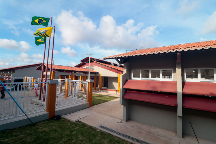 Eusébio inaugura escola de tempo integral no bairro Autódromo com expansão de vagas e estrutura moderna.