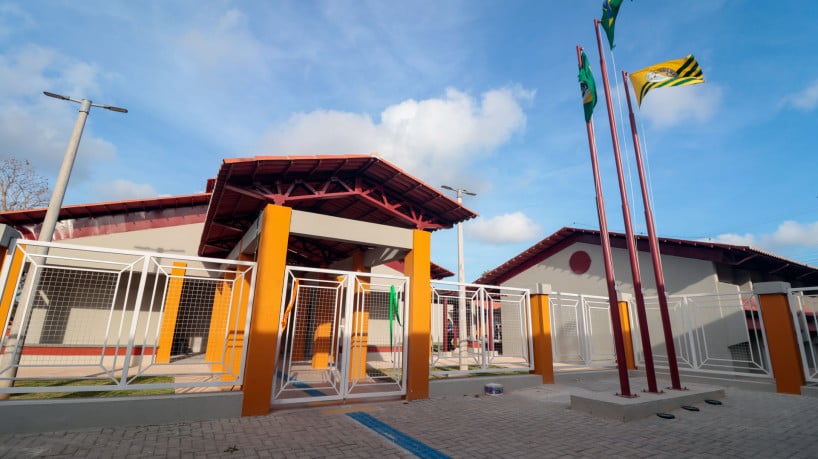 Eusébio inaugura nova escola integral e triplica capacidade de atendimento
 