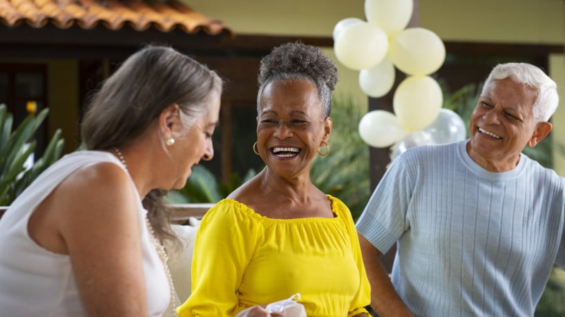 Segundo a pesquisa, quanto maior o engajamento criativo, mais eficiente se tornava a comunicação entre os neurônios, demonstrando a capacidade do cérebro de se adaptar a novas tarefas e ambientes. 