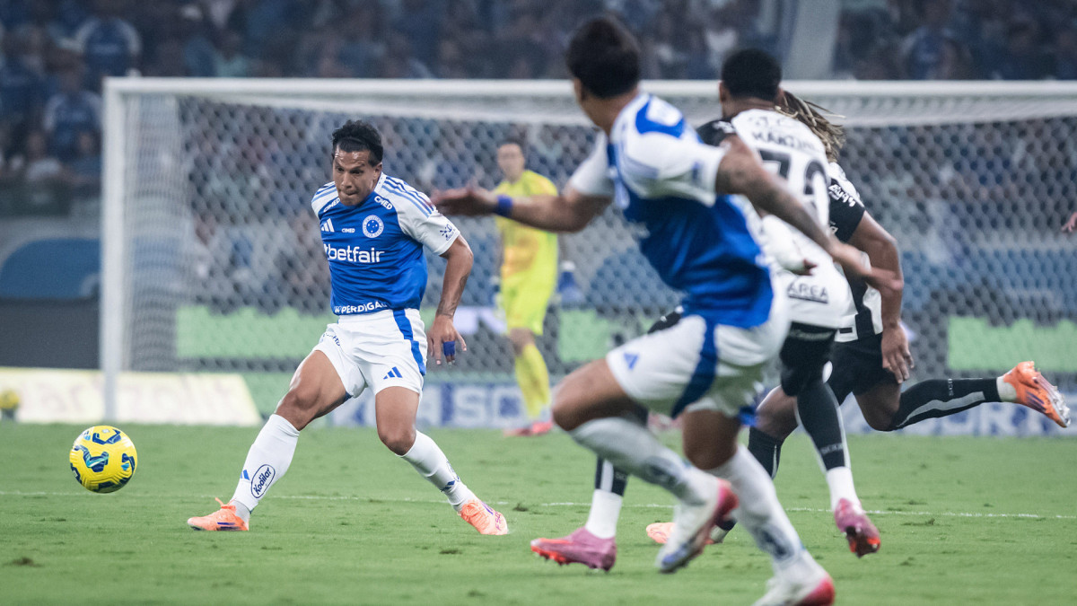 Jogo de ida da semifinal entre entre Cruzeiro e Corinthians, no Mineirão, pela Copa do Brasil