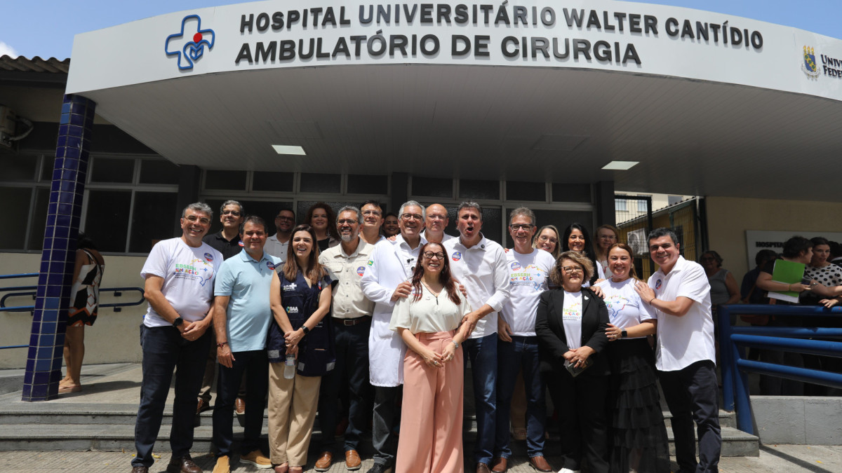 Ação contempla os que já estão na fila de regulação aguardando atendimento, tanto no Hospital Universitário Walter Cantídio (HUWC) quanto na Maternidade-Escola Assis Chateaubriand (Meac) 