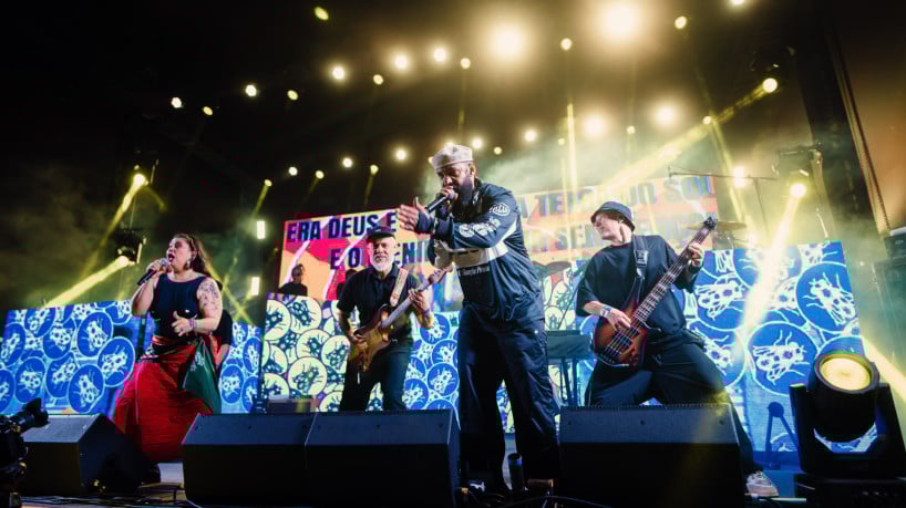 BaianaSystem encerrou a primeira noite do festival Tamo Junto BB 