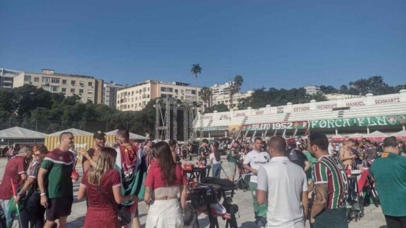 Tricolores poderão se reunir no estádio das 12h às 17h e depois seguirão para o Maracanã, local da partida decisiva 