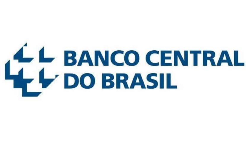 Para tentar diminuir a prática deste crime, o Banco Central do Brasil fez um folheto dando dicas para que se possa aprender a identificar se o dinheiro recebido é real. Acompanhe o passo a passo nessa galeria. 