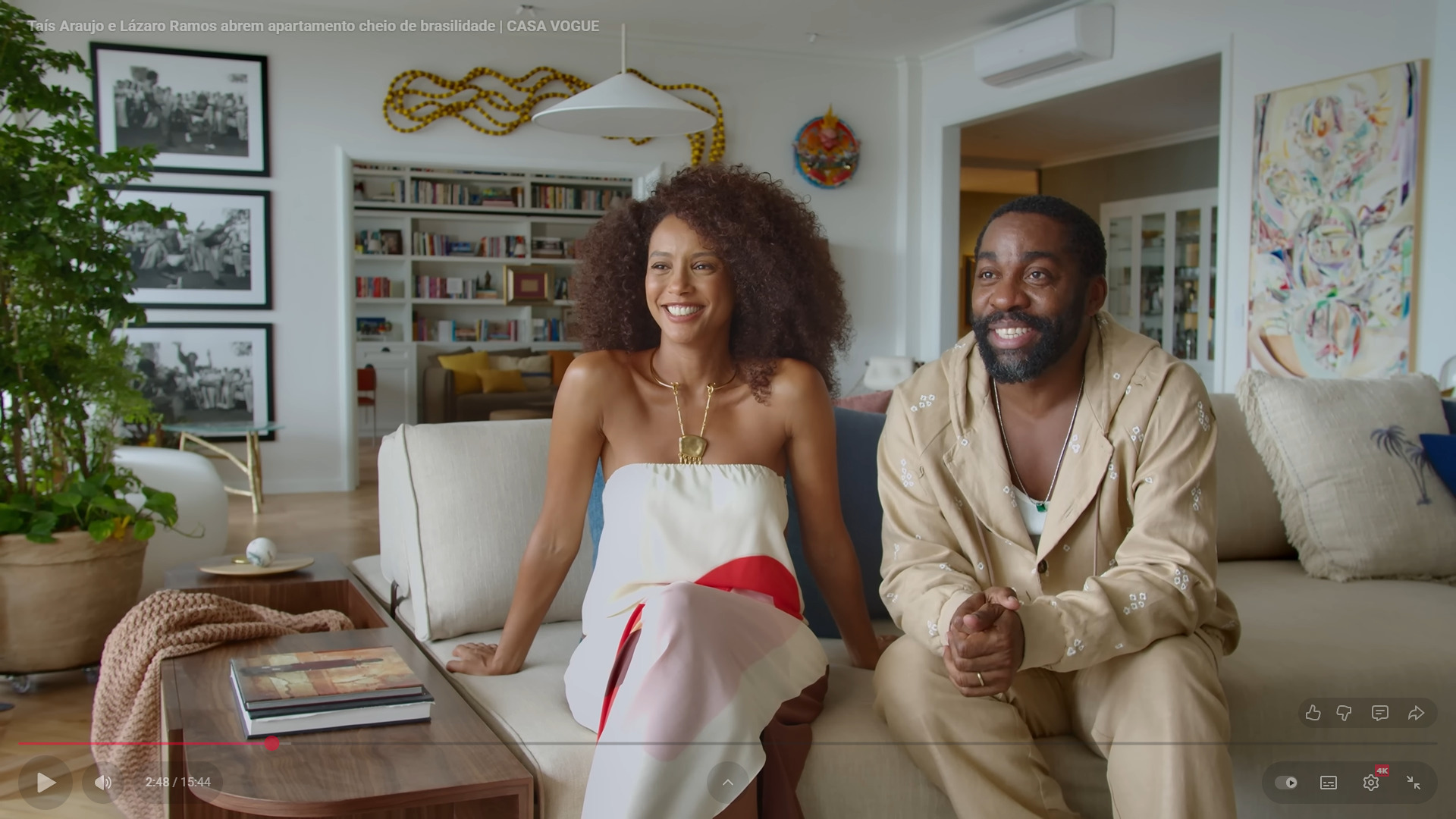 Segundo Taís, o objetivo foi criar um lar que refletisse a trajetória e a identidade da família: “A gente se reconhece em cada canto”, afirmou.
