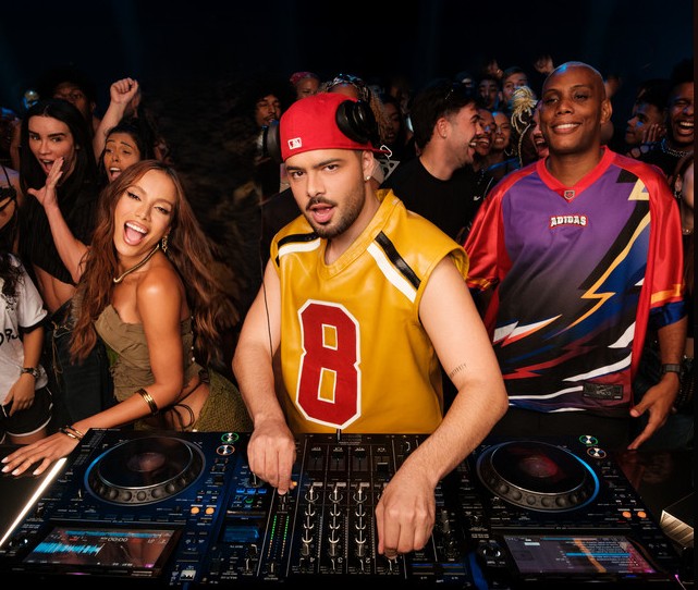 Funk do Ano: O Funk do Ano foi para a colaboração “Bota Um Funk, de Pedro Sampaio, Anitta e MC GW. 
