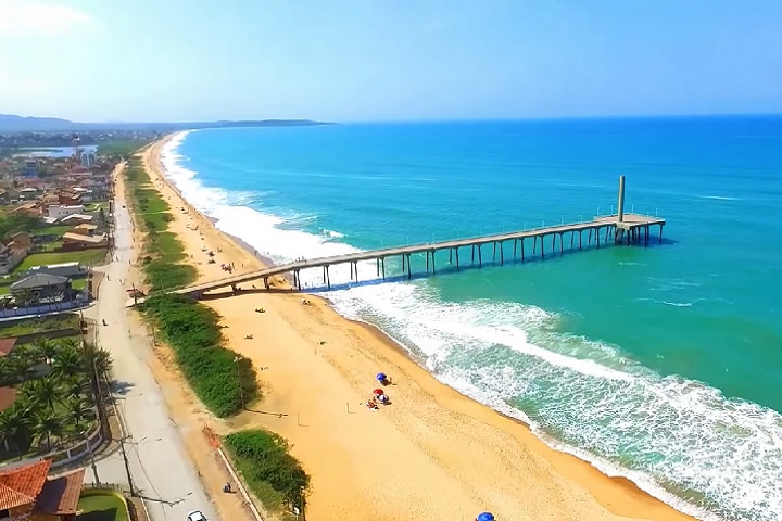 Localizada na região litorânea do Rio de Janeiro, Rio das Ostras é conhecida por suas belas praias e rica biodiversidade. Destinos como Costa Azul, Praia da Tartaruga e Lagoa de Iriry atraem muitos turistas o ano inteiro.