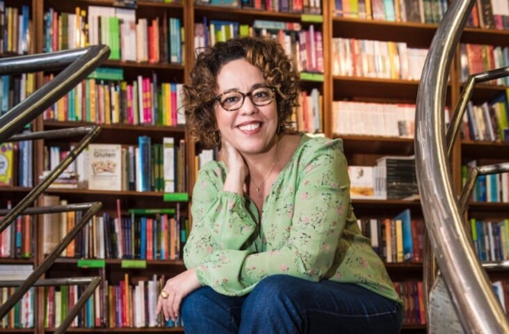 O livro “Abilio: Determinado, ambicioso, polêmico” ganhou uma edição atualizada, agora com posfácio inédito da autora Cristiane Correa. Referência em negócios e gestão, a escritora revisita a trajetória de um dos empresários mais marcantes do país. 
