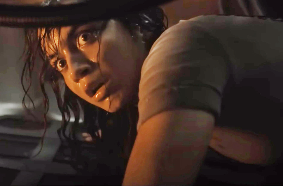 Em 2024, integrou o elenco de Alien: Romulus, produção amplamente elogiada pela crítica. O longa foi apontado como um dos destaques da franquia iniciada em 1979, e a participação da atriz reforçou o prestígio e a força de sua carreira em Hollywood.