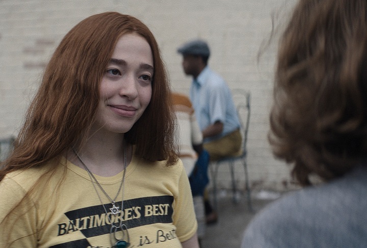 Em 2024, Madison também trabalhou na minissérie de mistério A Mulher no Lago, ao lado de Natalie Portman (Cisne Negro, 2010), para a Apple TV+.