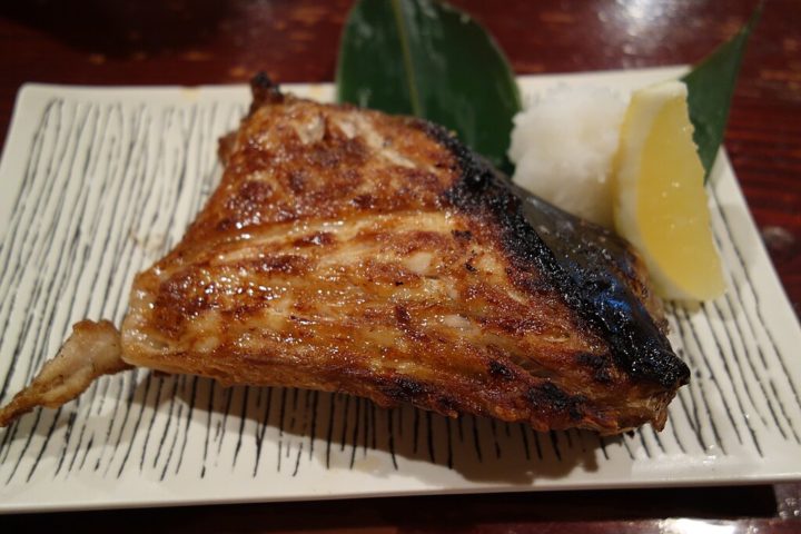 Além disso, o peixe-espada é uma espécie de grande valor comercial, sendo apreciado na culinária de diversos países.