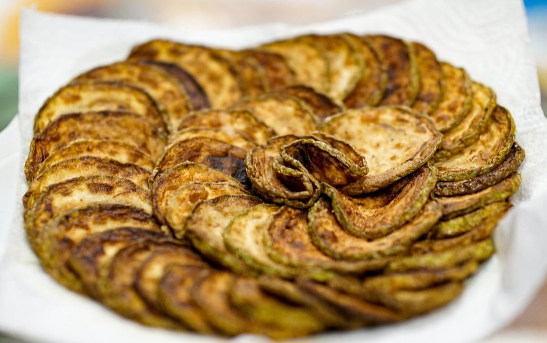 Esse alimento tem suas raízes na América, onde as abóboras foram domesticadas há mais de 7.000 anos, na Mesoamérica. Tempos depois, foi desenvolvida na Itália, provavelmente em Milão, no final do século XIX. 