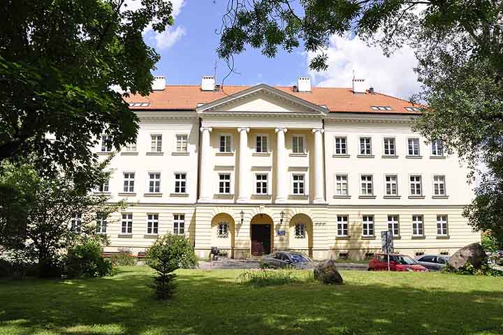 Atualmente, no local, está o Palácio de Casimiro, sede da reitoria da Universidade de Varsóvia.