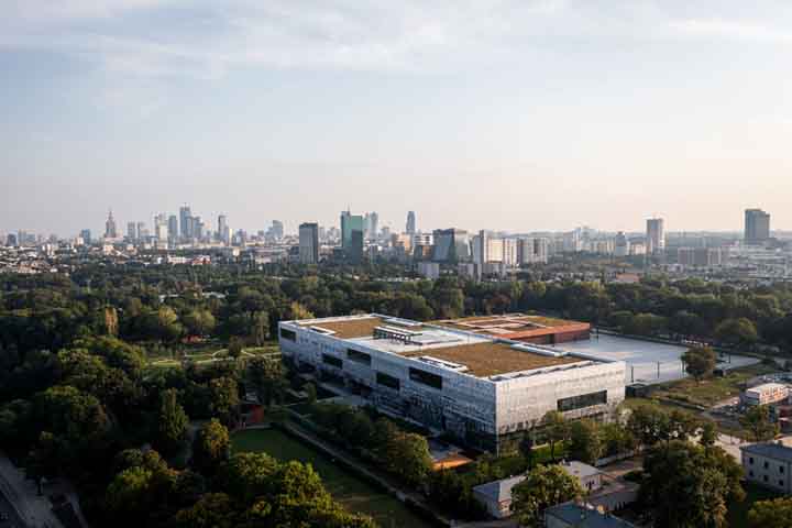 Para o vice-diretor da instituição, Krzysztof Niewiadomski, a obra servirá para celebrar a cultura polonesa e lembrar a devastação da guerra.