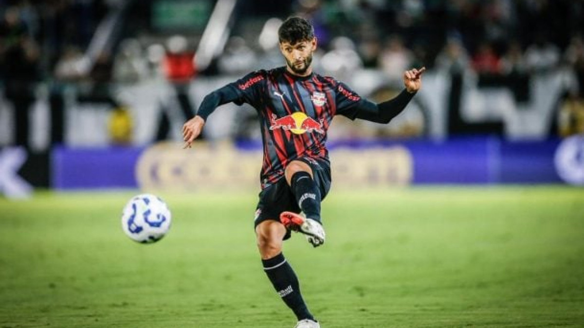 Galo discute acordo que pode envolver Patrick e compensação financeira pelo lateral do clube paulista