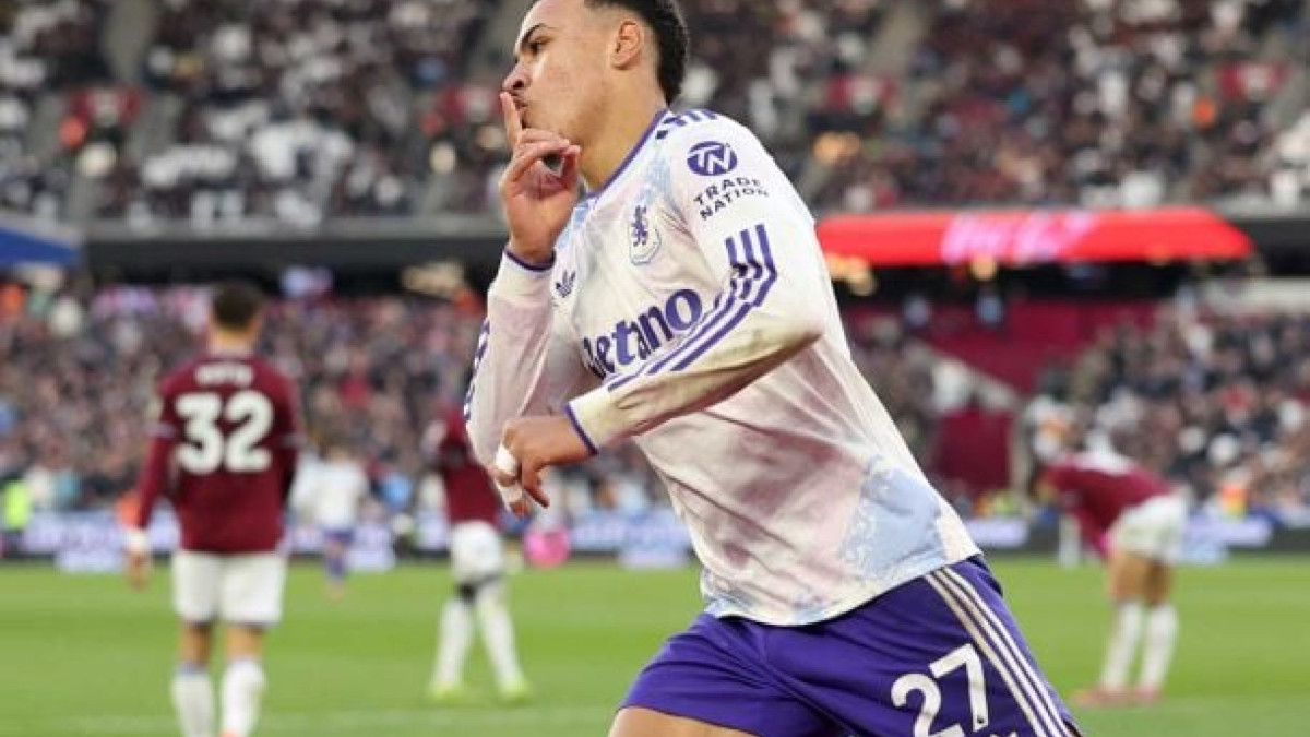 Rogers anota dois tentos e ajuda o Villa a garantir os três pontos e ficar somente atrás de Manchester City e Arsenal na classificação