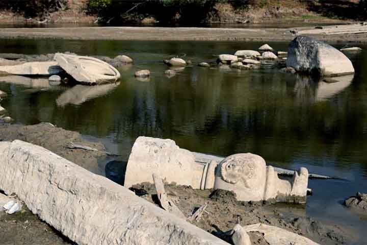O castelo foi erguido entre 1637 e 1642 e foi devastado durante o chamado Dilúvio Sueco, em 1656.