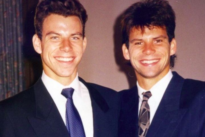 Erik e Lyle nÃ£o foram considerados suspeitos da morte dos pais logo de inÃ­cio. No entanto, a investigaÃ§Ã£o passou a focar nos irmÃ£os quando eles comeÃ§aram a ostentar uma vida de luxo, financiados pela heranÃ§a dos pais.