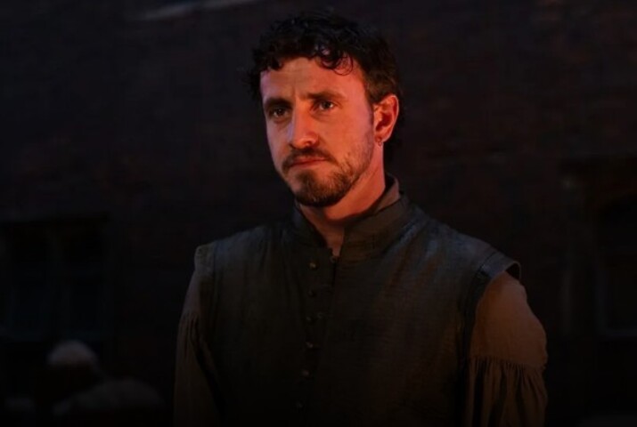 “A pior parte é sentir que seus erros são ampliados, tanto pessoal quanto profissionalmente, mas é um pequeno preço a pagar. Não espero que as pessoas me entendam. Sou grato àquelas que gostam do meu trabalho, mas não posso me importar com as que não se importam, afirmou.