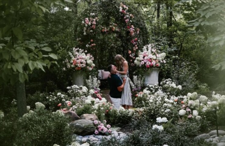 A data 13/06/26 somada individualmente, em formato numérico, obtém-se 18, e se somarmos novamente esses dois números 1+8, chega-se a 9. Segundo o site Numerology.com, o número simboliza encerramentos e novos começos, indicando transições importantes. 
