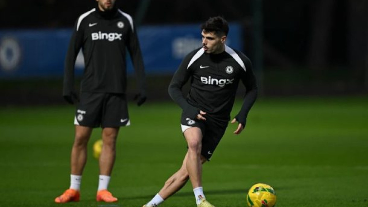 Times se enfrentam em jogo único válido pelas quartas de final da Copa da Liga Inglesa
