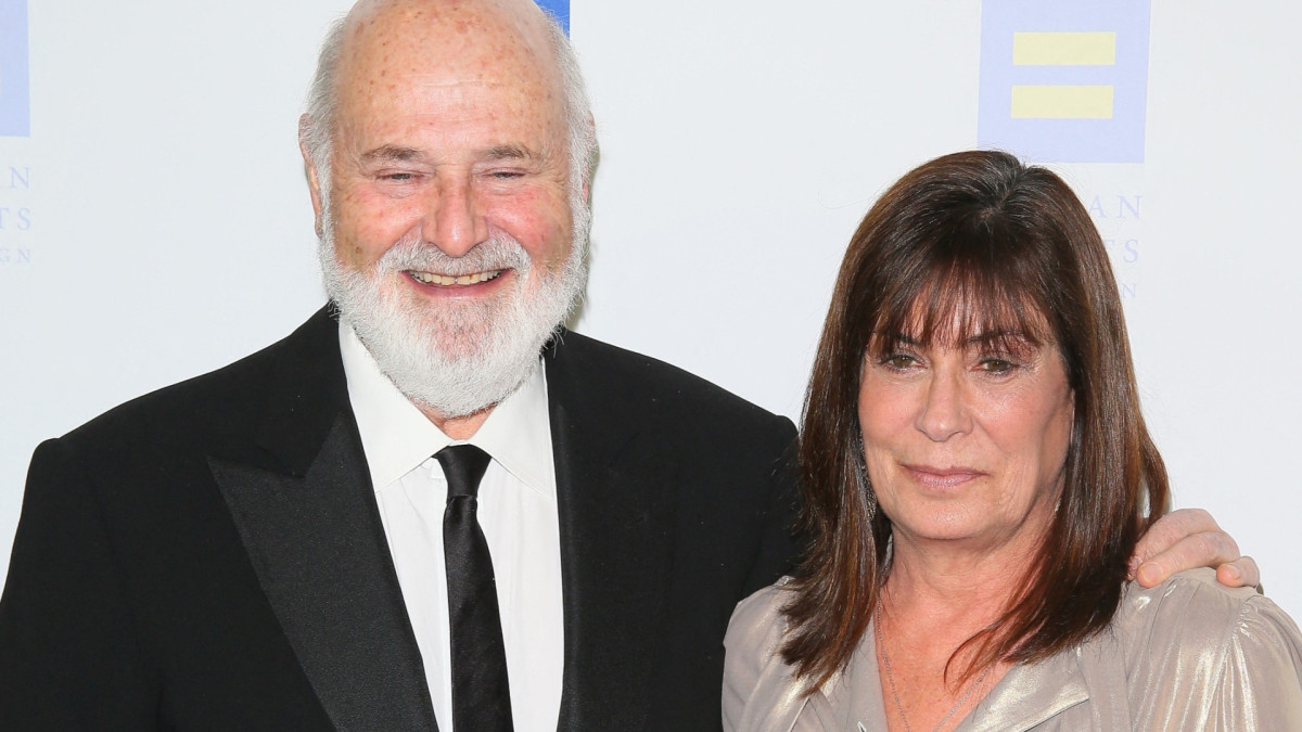 Foto de arquivo. O cineasta Rob Reiner e a esposa Michele Singer Reiner em 2019. Casal foi encontrado morto em sua casa, em Los Angeles 