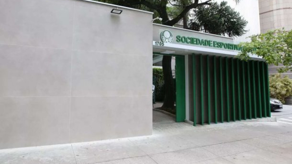 Movimento age em meio a possibilidade de uma terceira candidatura de Leila Pereira à presidência do clube