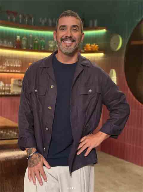 O apresentador e ator André Marques revelou que perdeu 20 quilos em apenas oito meses, resultado de uma rotina mais disciplinada e mudança significativa nos hábitos.