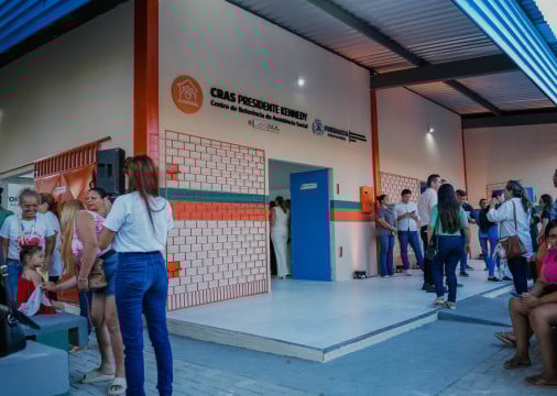 FORTALEZA, CEARÁ, BRASIL, 04-12-2025: Inauguração CRAS do Presidente Kennedy, com a presença do prefeito de Fortaleza, Evandro Leitão, e a vice-prefeita, Gabriela Aguiar. (Foto: Fernanda Barros/ O Povo)