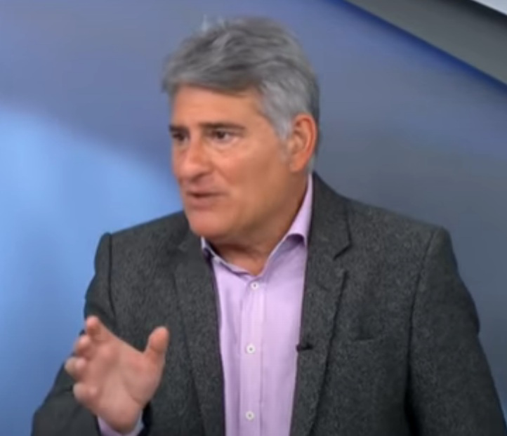 A frase marcante foi do narrador Cléber Machado, que falou “Hoje não, hoje não … hoje sim, com enorme decepção. 