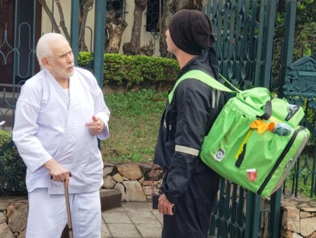 A última aparição de Francisco Cuoco na televisão foi em “No Corre”, série humorística do Multishow.
