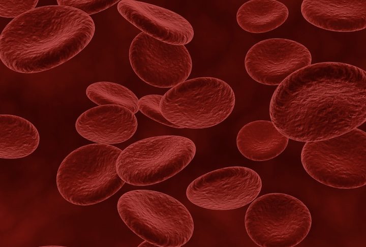 No entanto, outras condições podem desencadear o problema, como a hemólise (processo em que glóbulos vermelhos são destruídos), um quadro que pode afetar indivíduos com linfoma.