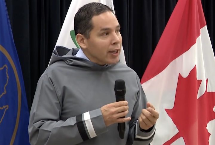 Estamos ansiosos para poder desembalar os itens nos próximos dias e ter lideranças e especialistas Inuit para entender exatamente de onde esses itens vêm, declarou Natan Obed, presidente do Inuit Tapiriit Kanatami. 