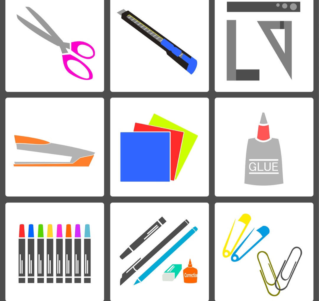 Yoshizawa inventou um sistema padronizado de símbolos e setas na década de 1950 para representar graficamente as instruções de dobragem. Por fim, outras culturas também tiveram suas próprias tradições de dobrar papel, como a papiroflexia na Espanha.