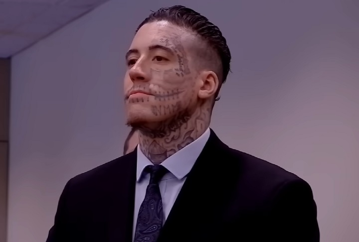 Os pais adotivos relataram que, durante a adolescência e início da vida adulta, Wilson começou a se distanciar e se tornou retraído, instável e deprimido.