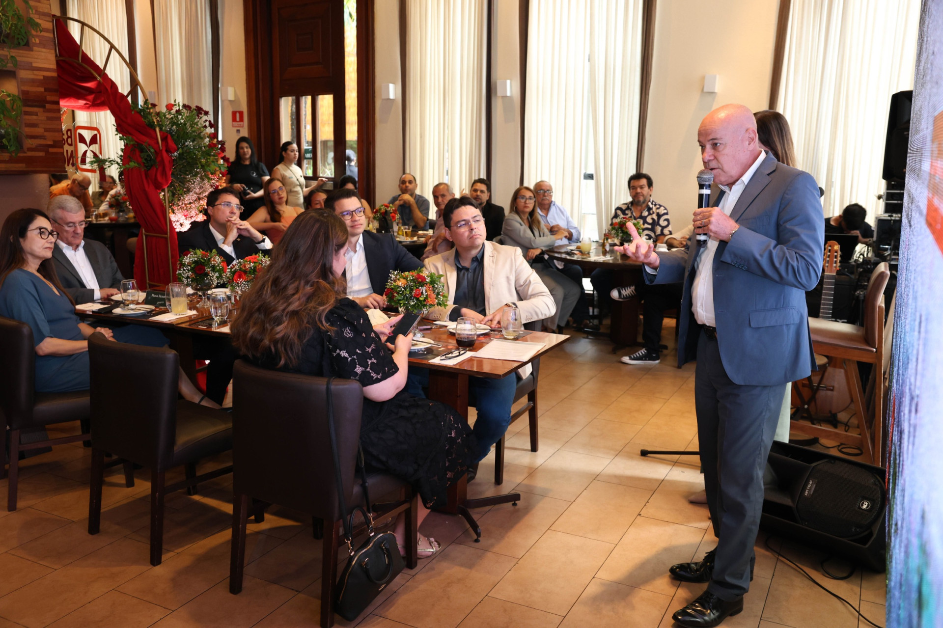 O presidente interino do BNB, Wanger de Alencar, reuniu jornalistas cearenses e fez um balanço do ano de 2025  (Foto: Fernando Cavalcante/Secom BNB)