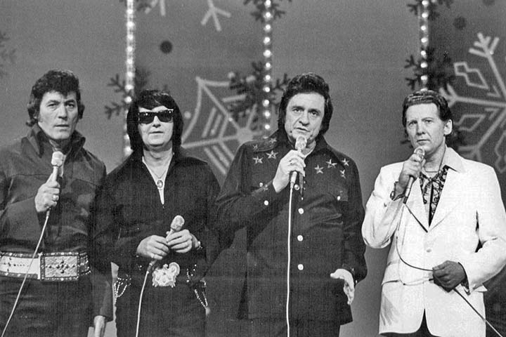 Ali estavam outros jovens revolucionários como Elvis Presley, Johnny Cash e Carl Perkins. O quarteto chegou a se reunir em uma jam session histórica conhecida como The Million Dollar Quartet. 
