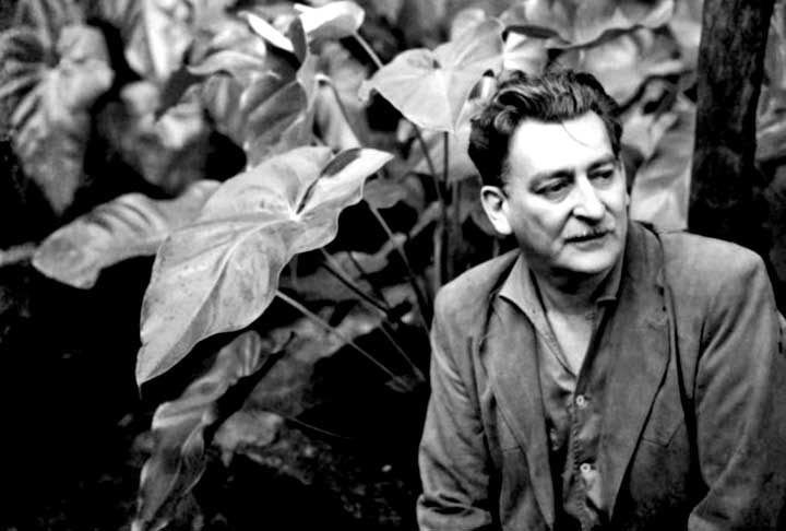 O casal, que residia no bairro da Boa Vista no Recife, mudou-se para São Paulo quando Cecília estava grávida, tendo Roberto nascido na capital paulista aos quatro dias do mês de agosto de 1909.