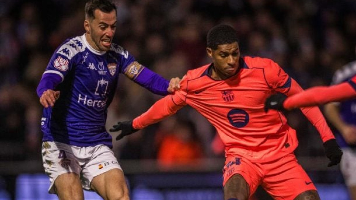 Com gols somente no segundo tempo, time reserva supera equipe da terceira divisão e avança no torneio espanhol