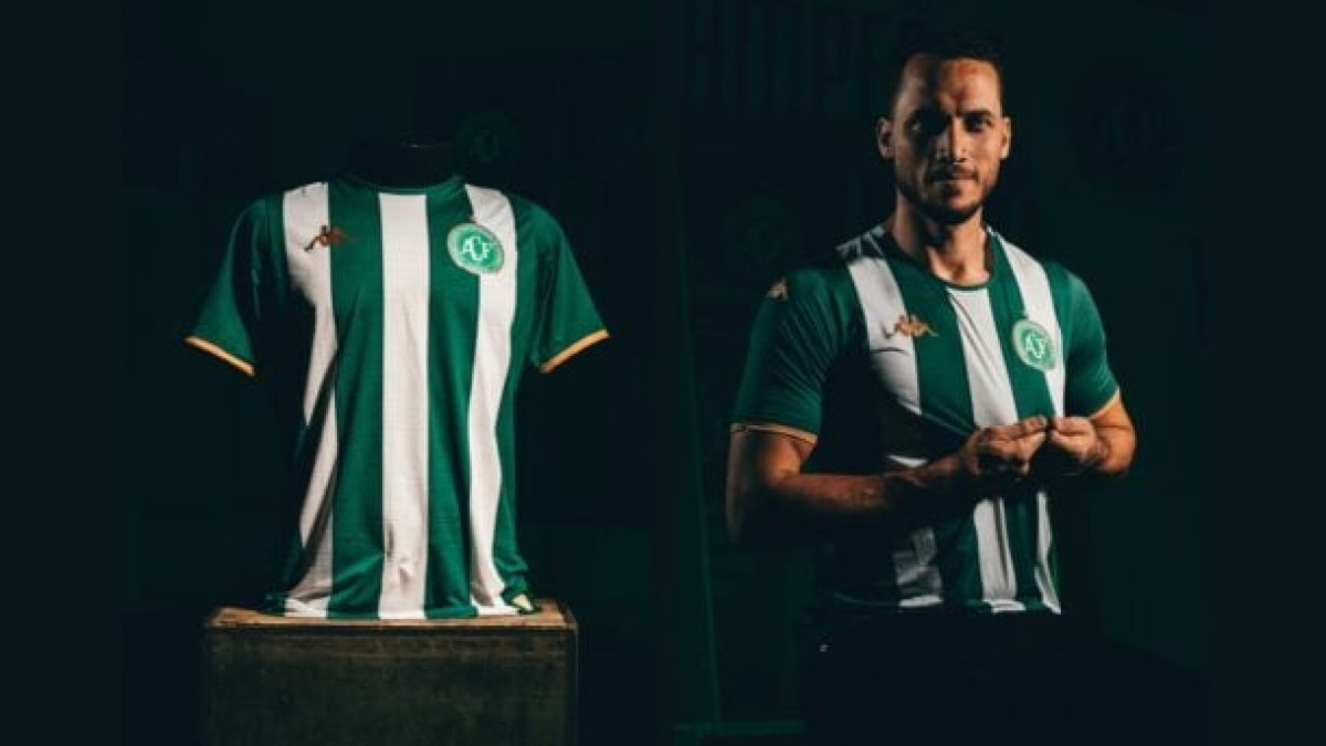 Produzida pela Kappa, camisa traz listras verticais em verde e branco, inspiradas diretamente no padrão tradicional do clube colombiano