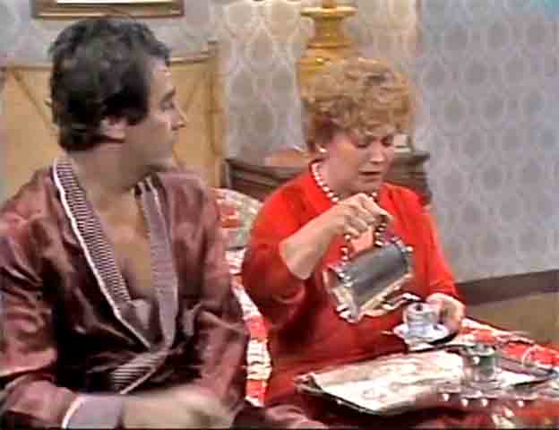 Na trama, que foi ao ar na reta final da história da Tupi, Dorinha, interpretada por Nicette Bruno, e Pedro, por Adriano Reys, eram os protagonistas. Era um típico casal de classe média que vivia uma crise no matrimônio após 23 anos.