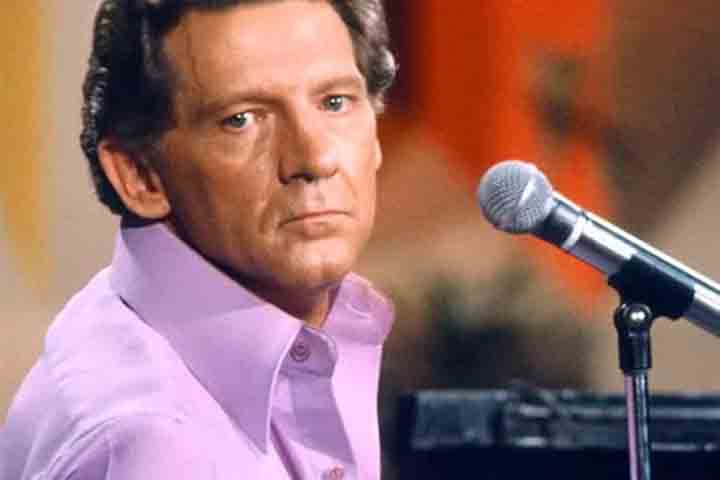 Já no final da década de 1960, Lewis encontrou uma nova identidade artística ao migrar para o country, onde emplacou sucessos como “Another Place”, “Another Time”, “There Must Be More to Love Than This” e “Would You Take Another Chance on Me”. 
