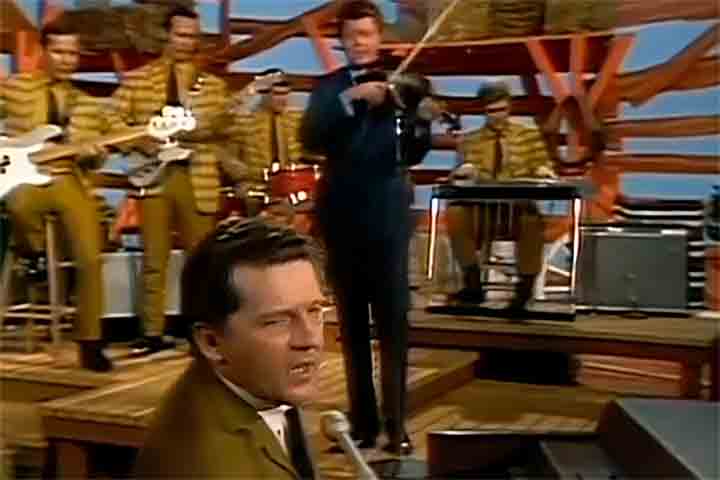 Nos anos seguintes, mesmo em baixa nas paradas de rock, ele manteve carreira ativa. Em 1964, o álbum “Live at the Star Club, Hamburg” mostrou ao mundo que sua fúria musical permanecia intacta - muitos críticos o consideram um dos maiores discos ao vivo da história do rock. 
