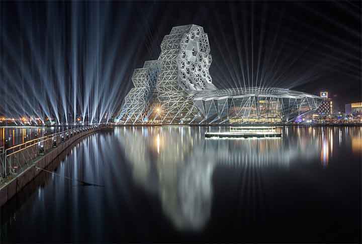 Centro de música pop de Kaohsiung, Taiwan: O centro foi inaugurado em 2021 e é dedicado à música pop taiwanesa. Além disso, o lugar é dividido em quatro zonas diferentes.